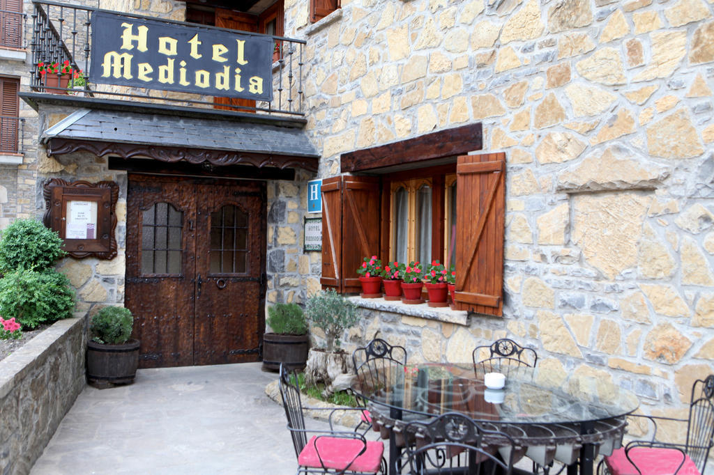 Hotel Boutique Mediodia Plan Restoran gambar